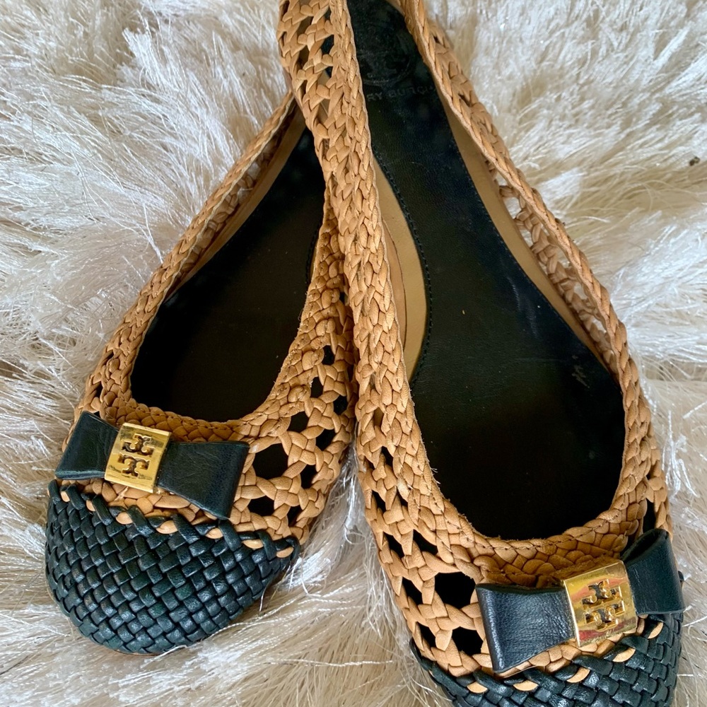 Tory Burch Carlyle Woven flats Size 6.5